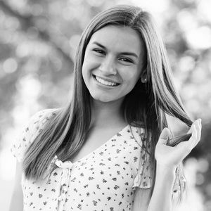 Meet your Posher, Lauren